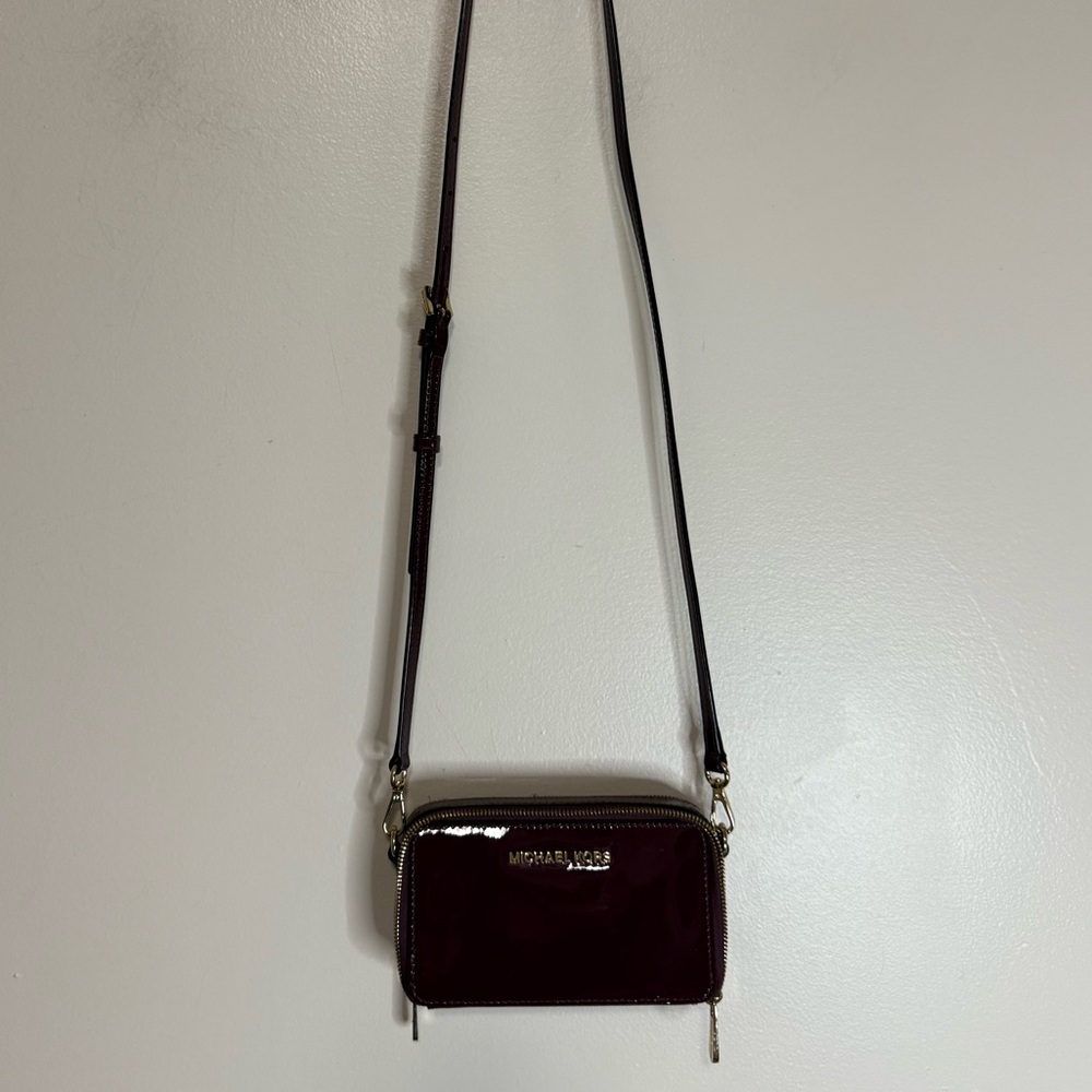 Michael Kors Jet Set Patent Leather Crossbody Bag in Deep Burgundy